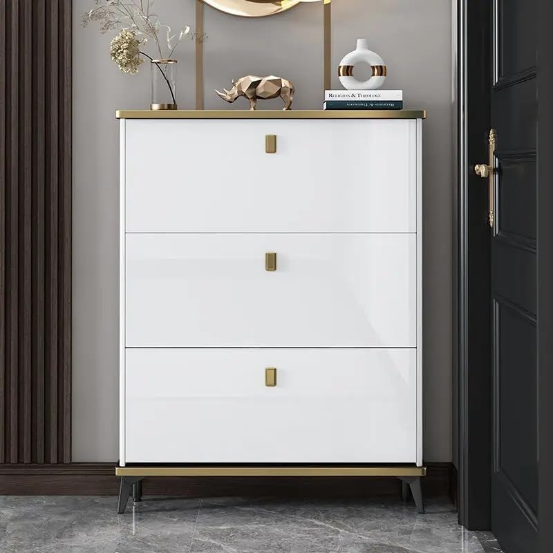 BIG WHITE WITH GOLD HANDLE