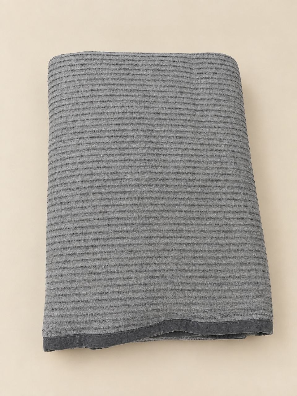 GREY WITH LINES